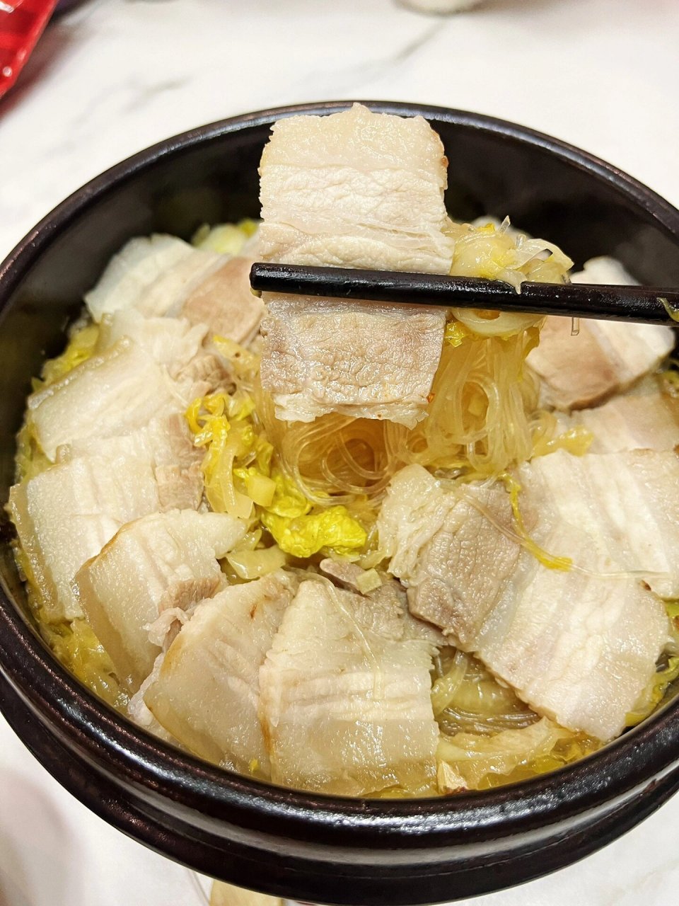 五花肉汆酸菜 这道菜一定要学会 越是天冷越是想吃点热量高又暖呼呼的