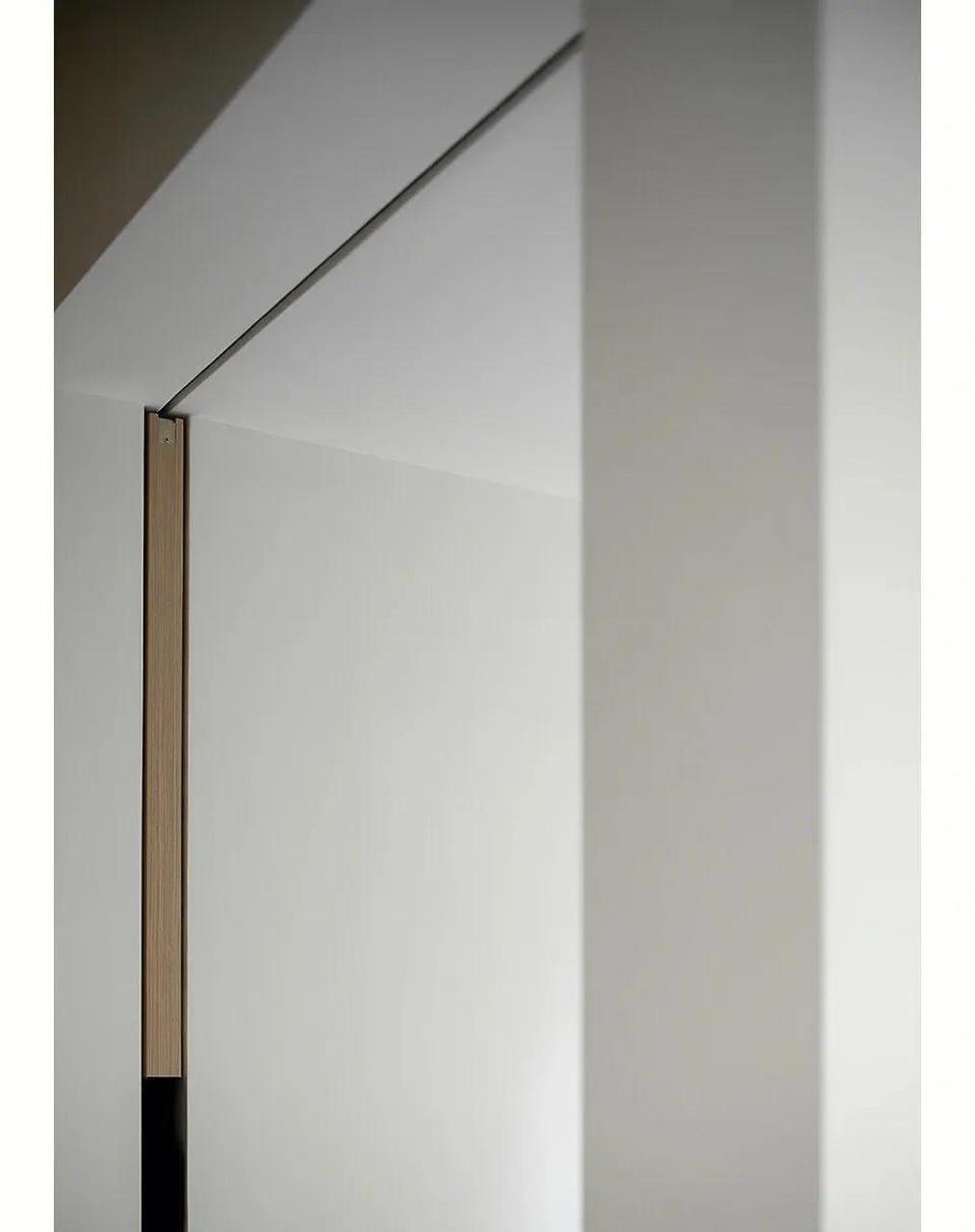 口袋移门在节省空间,保持美感的同时,又能创造在不同场景运用的新形式