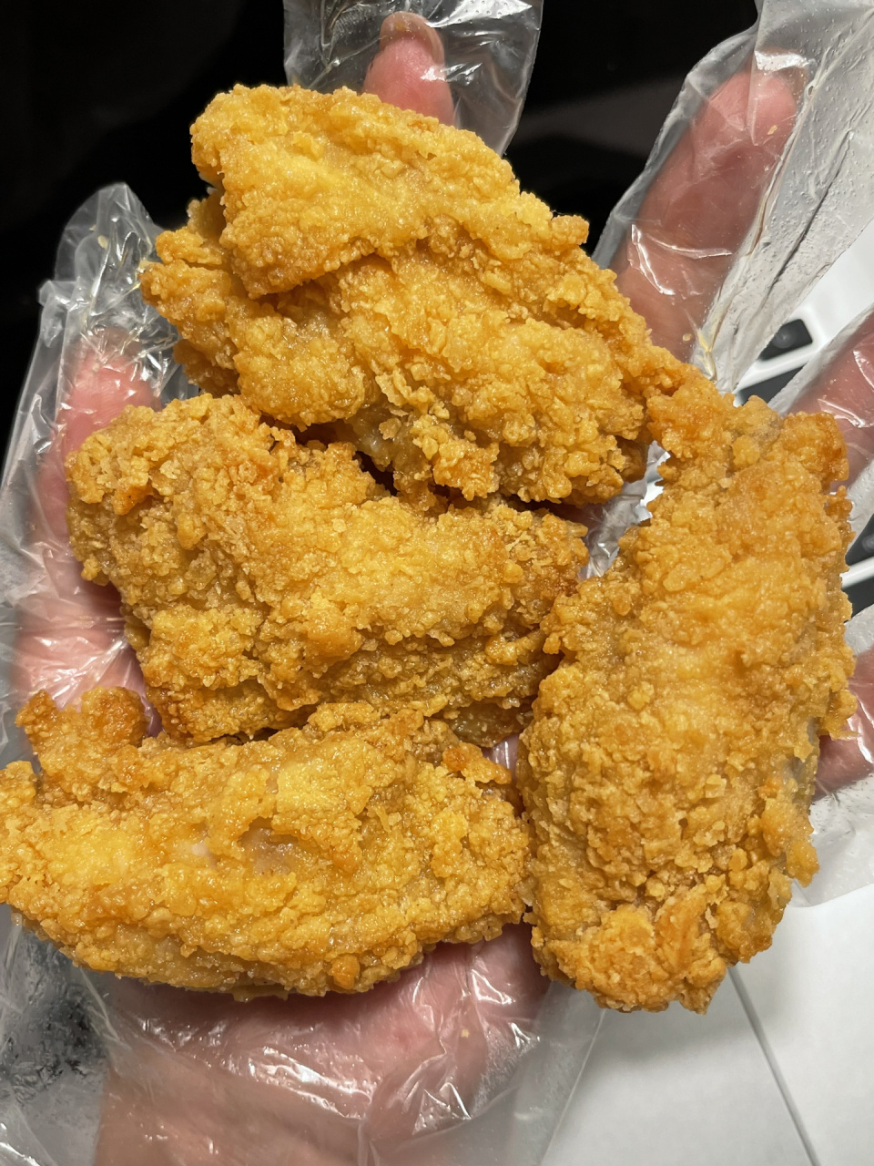 外皮嘎嘣脆,里面的鸡肉又嫩又多汁!