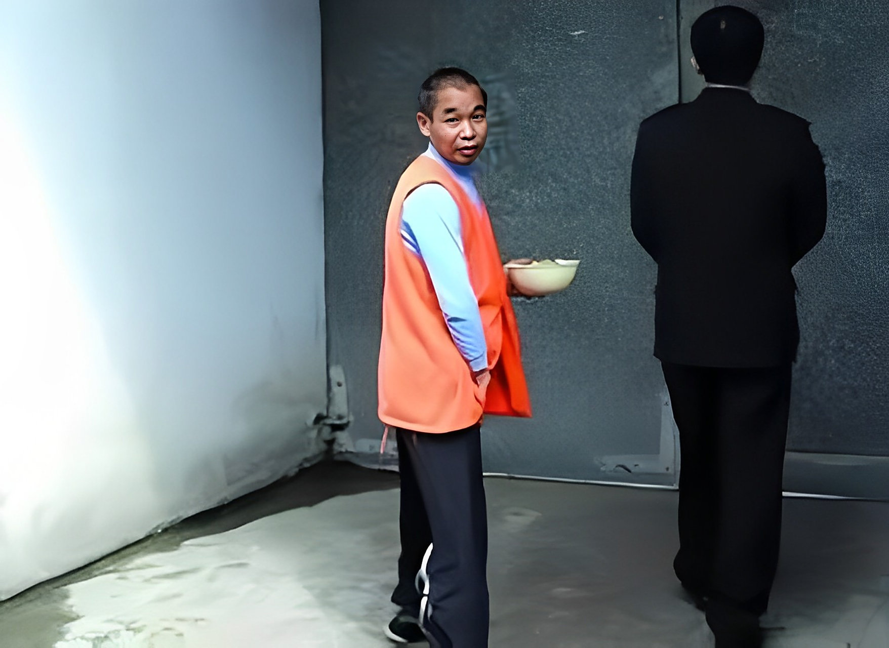 是年七月,邱兴华与夫人到道观还愿.