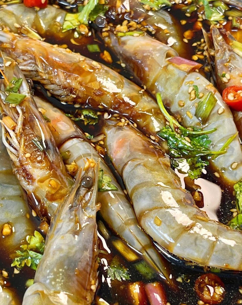 第一次做生呛虾意外的好吃到爆太解馋了,网红生腌虾看到别人吃我馋坏