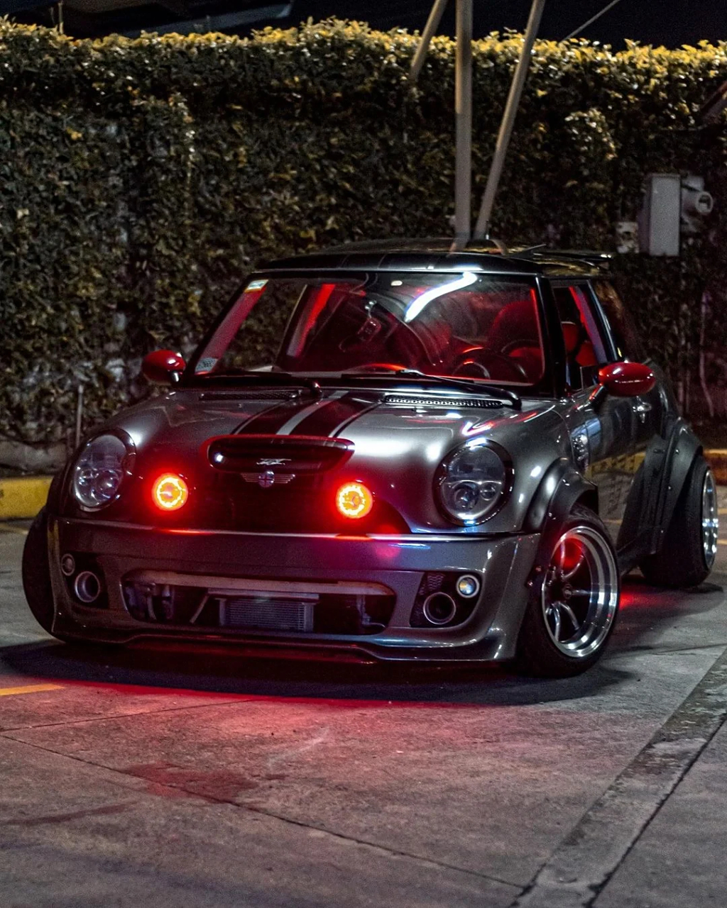 darosupercharged mini r53 搭配超大抛边的的watanabe轮毂