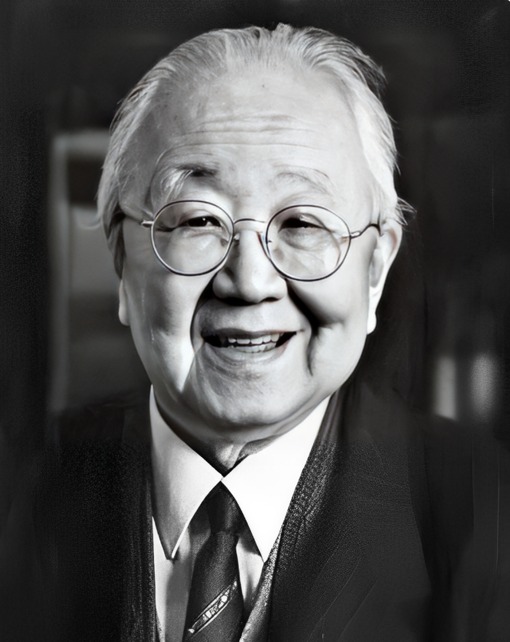 在1975年的一天,书法家启功的妻子章宝琛因病去世,临终前告诉他:"我会