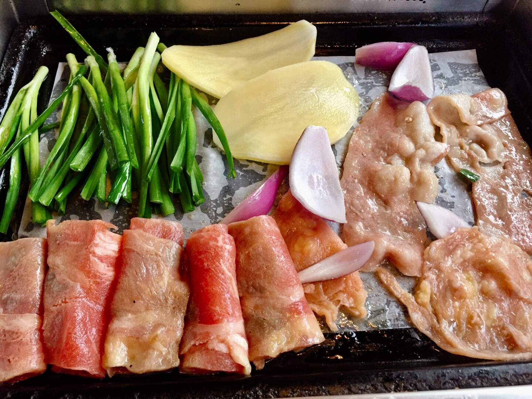 城市种草之星# 重庆巴南李家沱的这家叮叮猫海鲜牛排自助烤肉,菜品