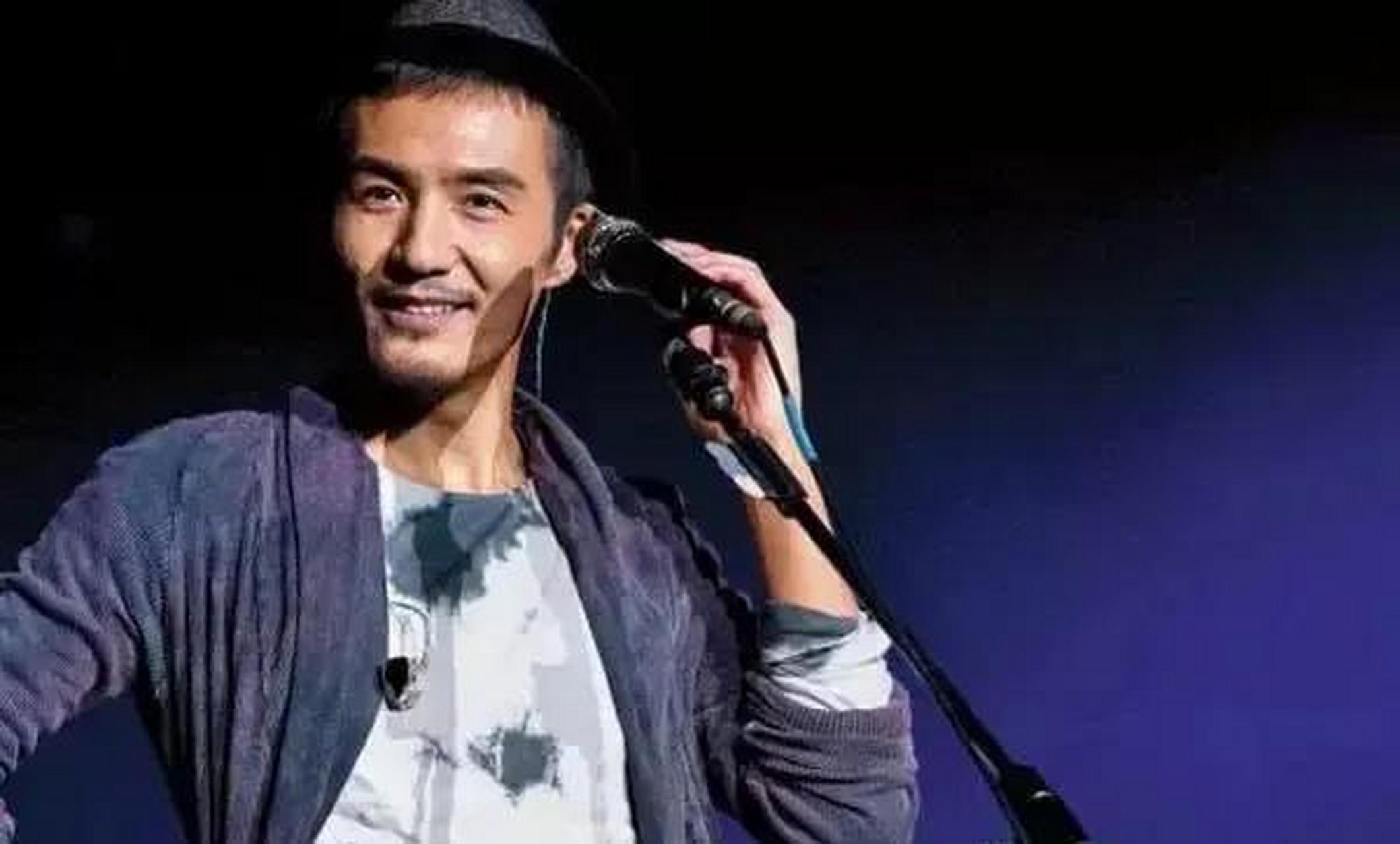 gif创作人# 朴树被问:为什么会上《明日之子》当导师时?