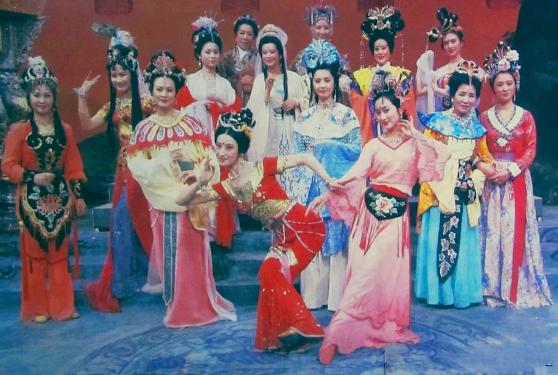 西游记里女性角色大合影,除了赵丽蓉,朱琳外,你都认出了谁?
