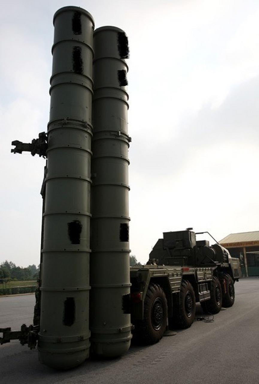 越南军队装备的s300 pmu1防空导弹系统,  上世纪90年代后,越南军队从