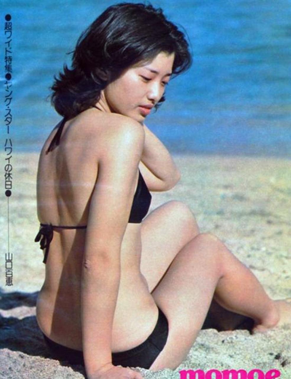 百家号星火计划# 山口百惠海边照片曝光,回眸一瞥太动人 [爱慕]