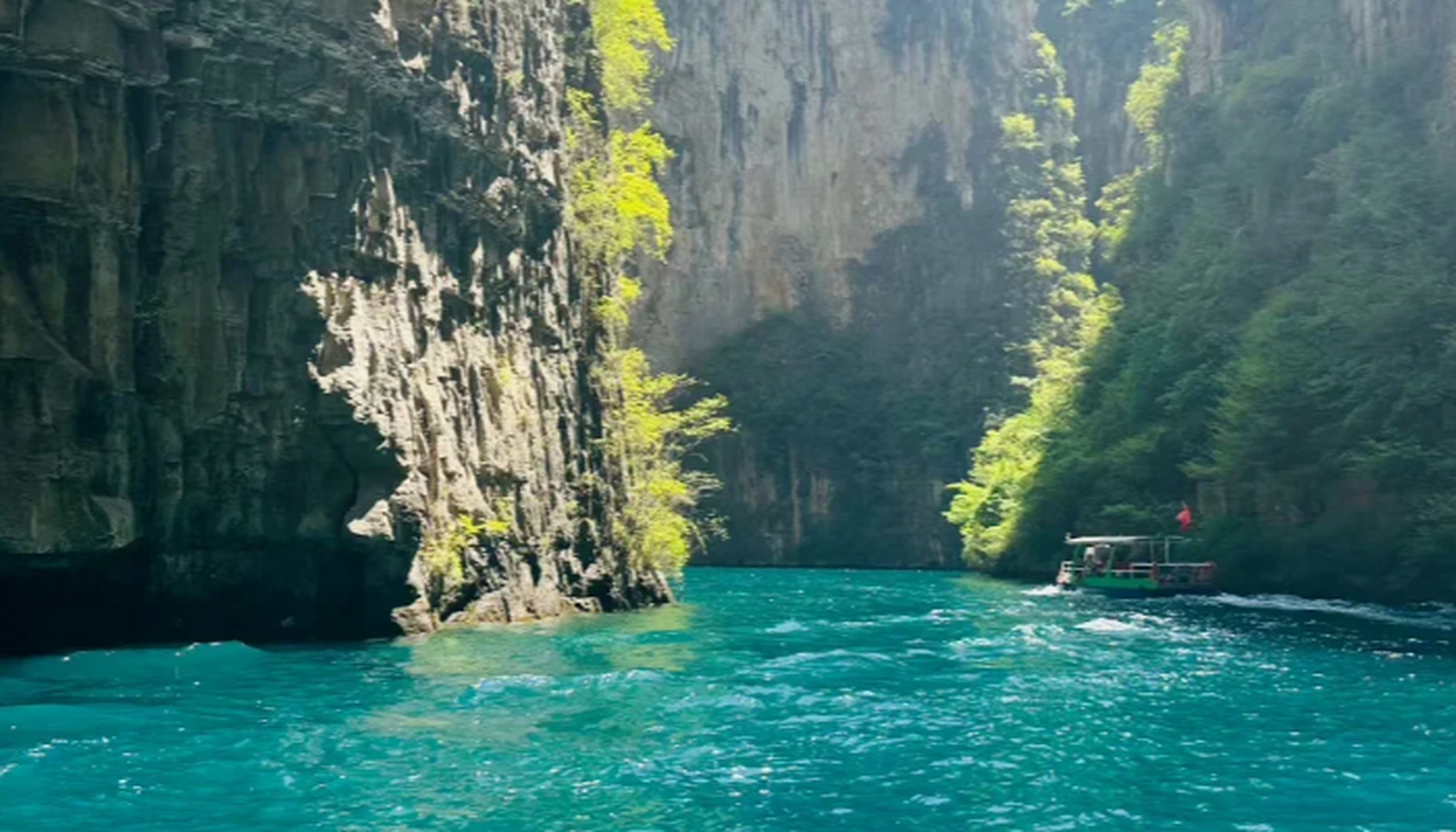长治八泉峡 门票:美团(门票45,景区通票170)一定要提前买,直接到取票