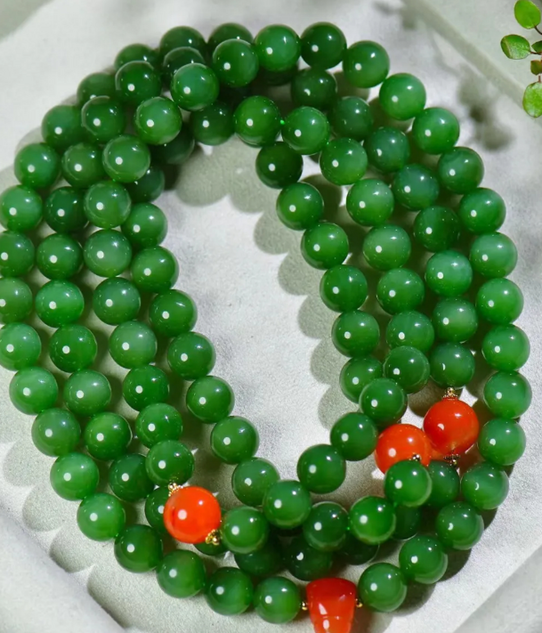 点击头像看直播##和田玉#和田玉碧玉绿猫眼佛珠链,俄碧老料,脂粉浑厚