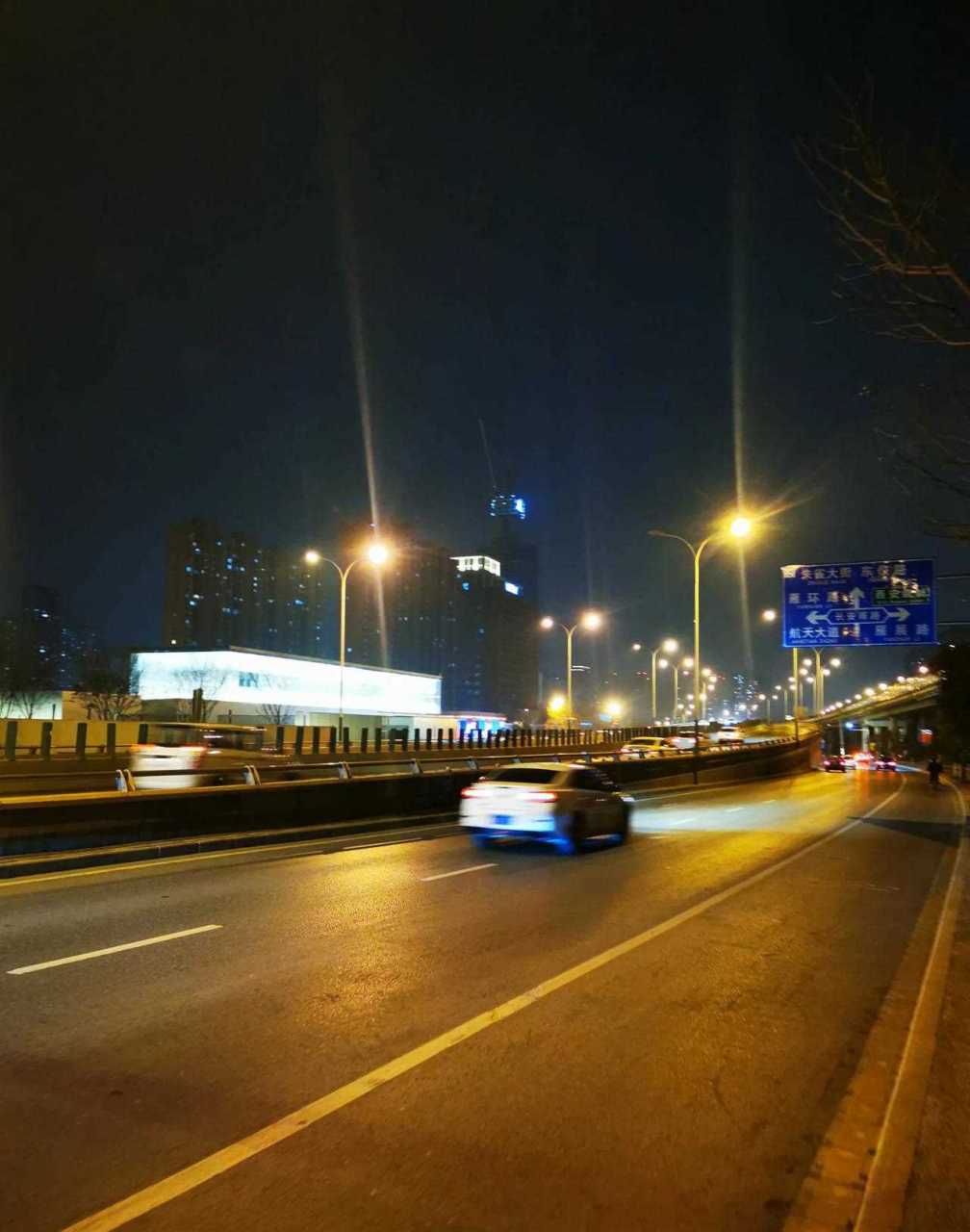 马路图片夜景伤感图片