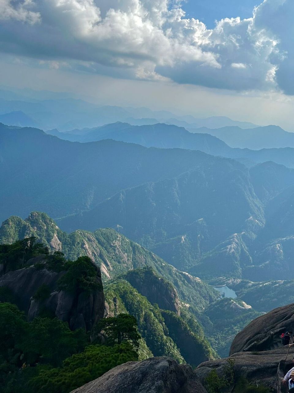 山顶见|成功登顶莲花峰 选了下午上山的,可能是避开了高峰期,没有想象