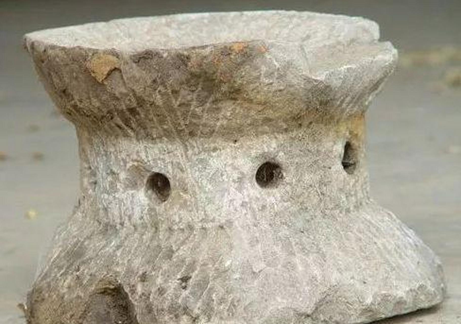 在郑州的黄河古道中,专家意外发现硪工号子,这是一种因打硪而形成的