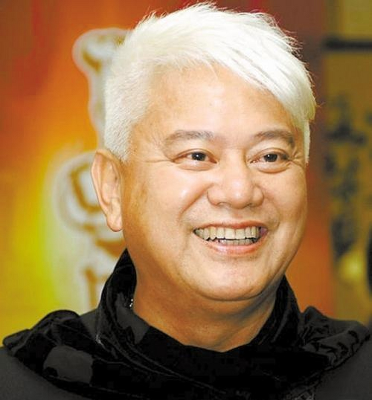 在工作和学习之余,他还组建了一个乐队,名叫losers,除了他之外还有三