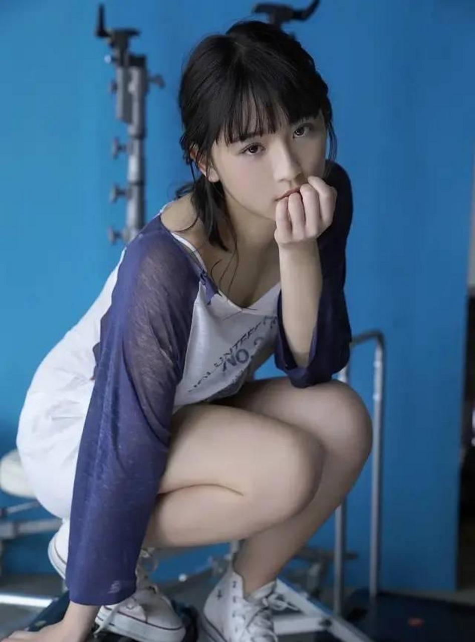 浅川梨奈(あさかわ なな),1999年4月3日出生于日本埼玉县,日本偶像