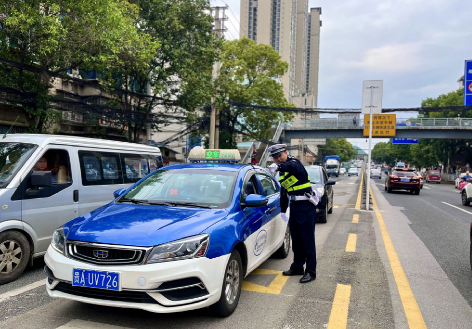 贵阳二戈寨南站快餐图片