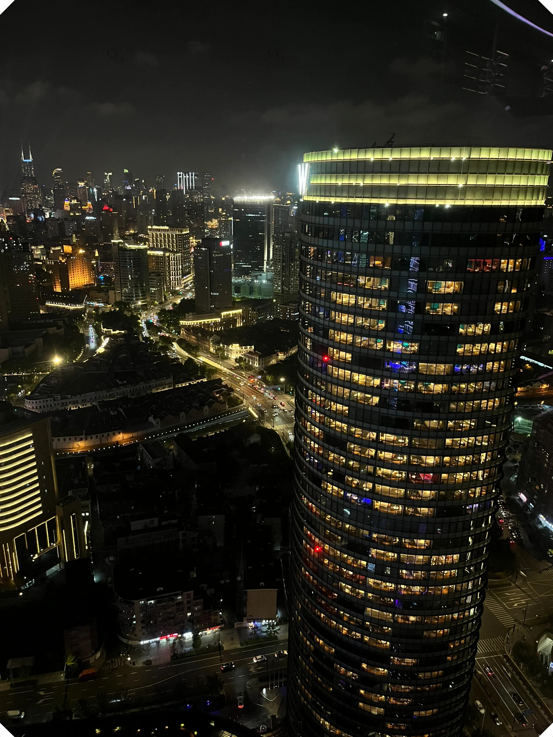 上海外滩w酒店夜景图片