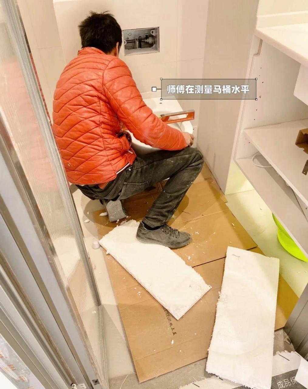 关于壁挂马桶的安装事项|||壁挂马桶安装主要有两种方式,一种是嵌入式