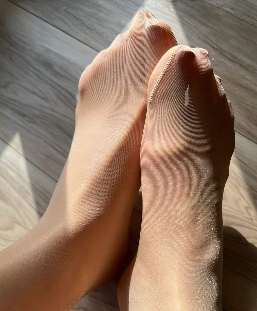 太阳要落山了#丝袜##美足