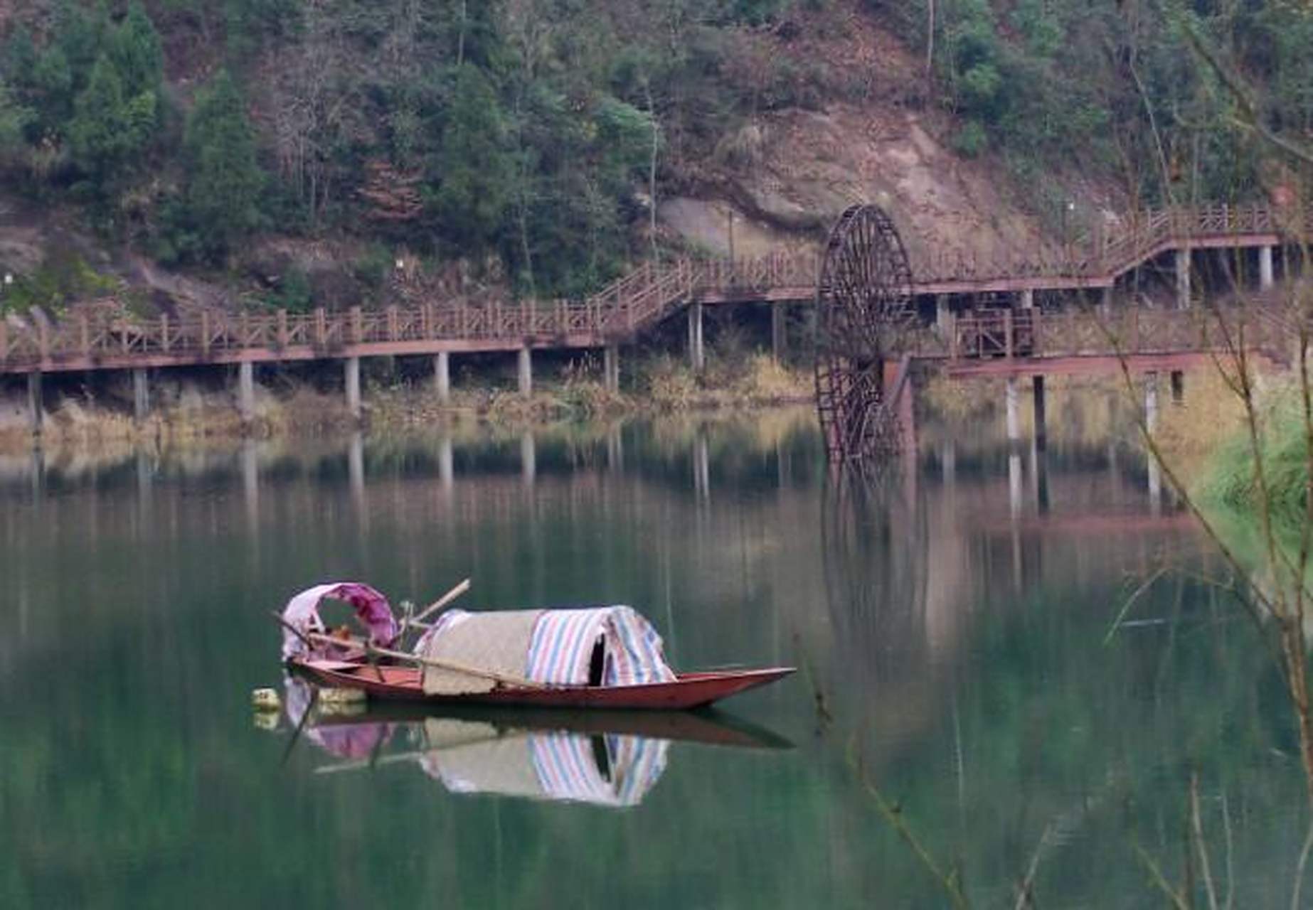 洋烈水乡旅游景区位于四川省达州市宣汉县东乡,东林,君塘,庙安四个