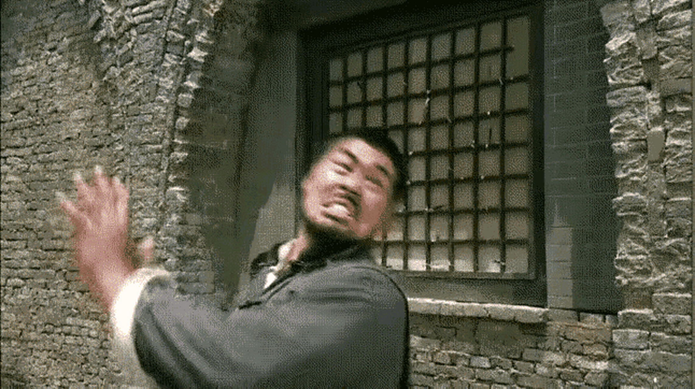 手撕鬼子,手举大石,单手刺4鬼子,我不允许你们没看过这么离谱的抗日