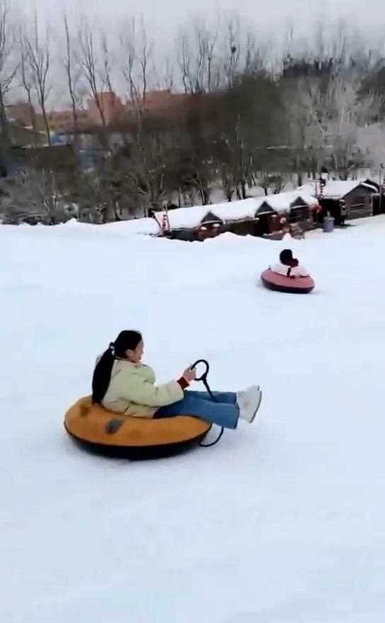 赵王欢乐城滑雪图片