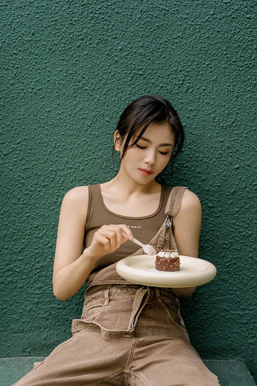 third——放肆大笑吧!#刘涛生日连发30张生活照