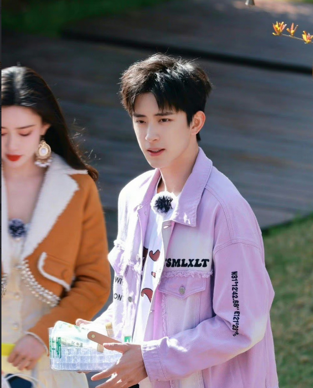 王鹤棣和敖瑞鹏都去录制桃花坞3了,不知道俩位帅哥同框会有什么惊喜呢