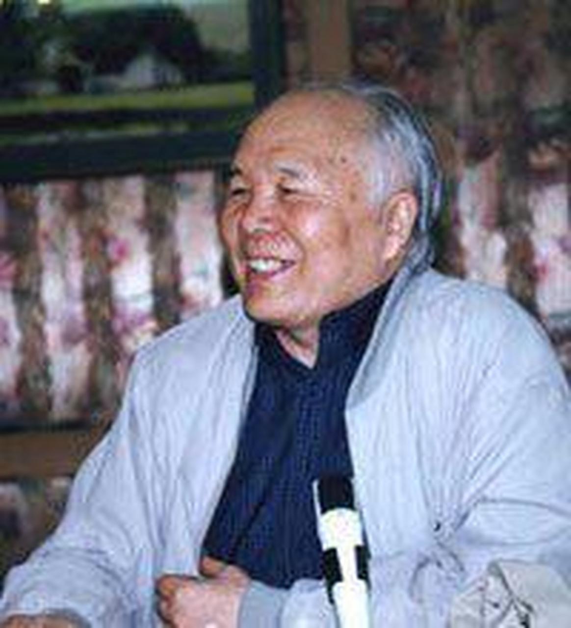 李国文烈士,云南省临沧县人,1962年出生,1981年入伍,是著名老山英雄