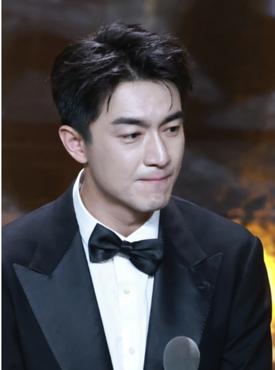 林更新无修生图!