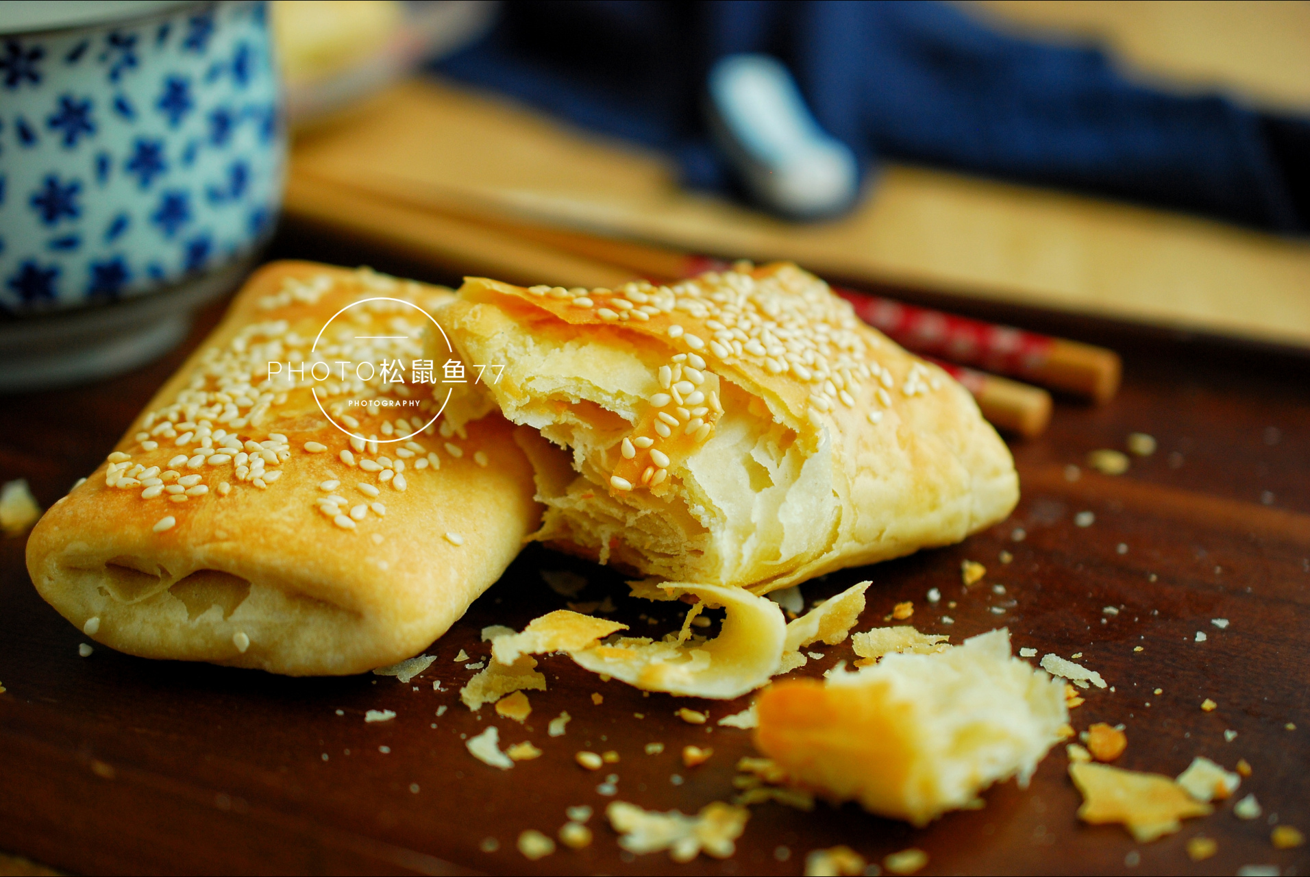 早餐来俩缸炉烧饼