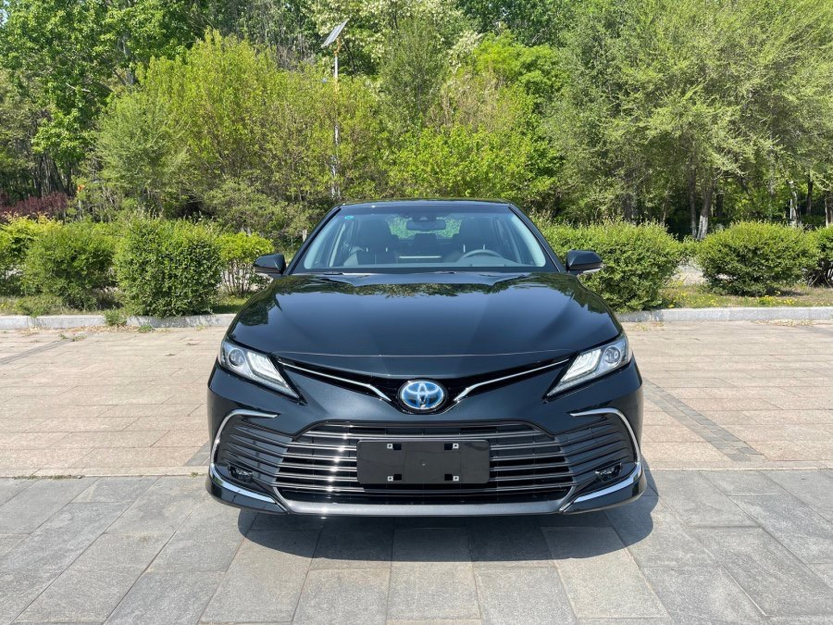 丰田凯美瑞顶配和雷克萨斯es200卓越版该选谁呢?