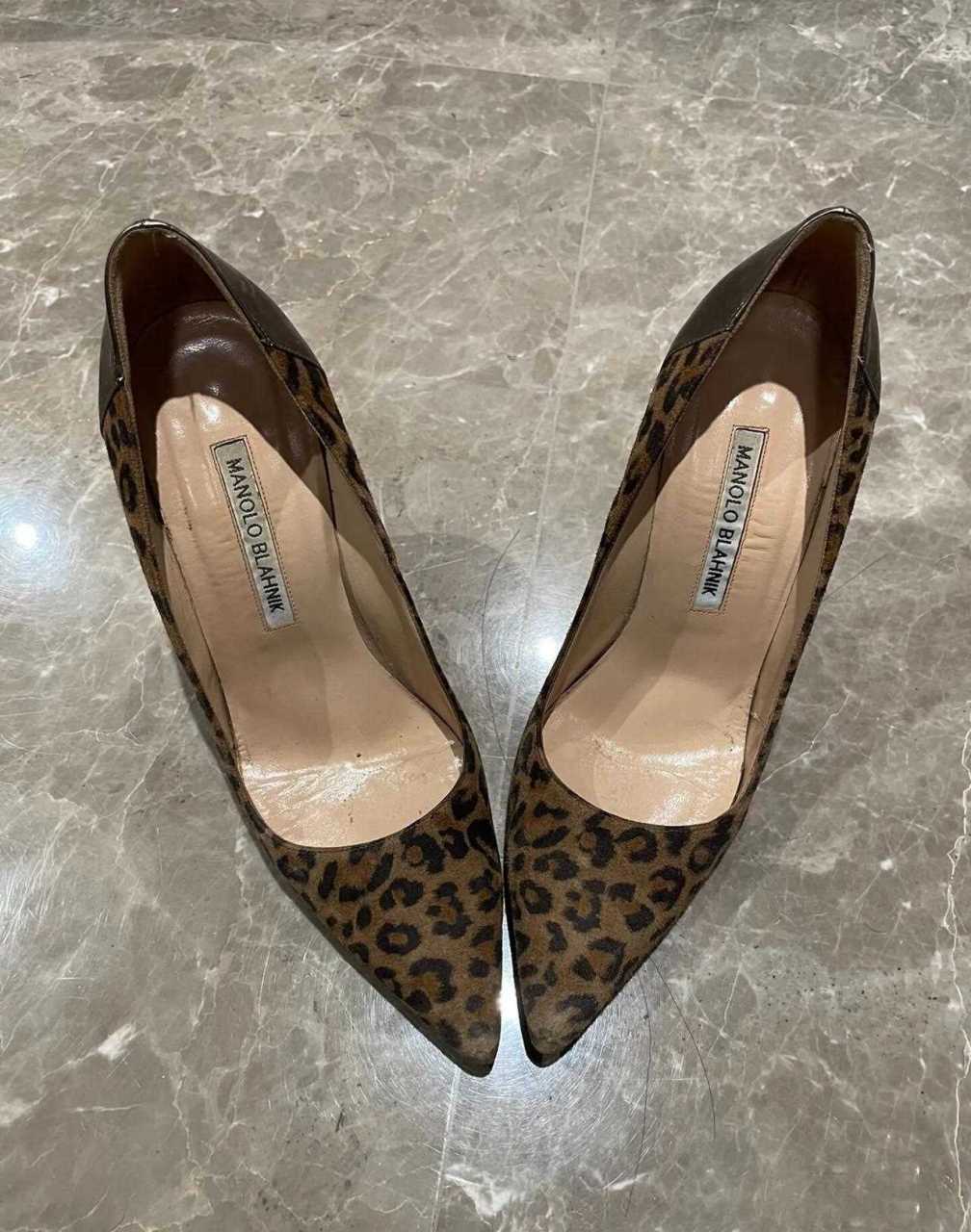 manolo blahnik 尖头高跟鞋,豹纹高跟十足女王范[哟]