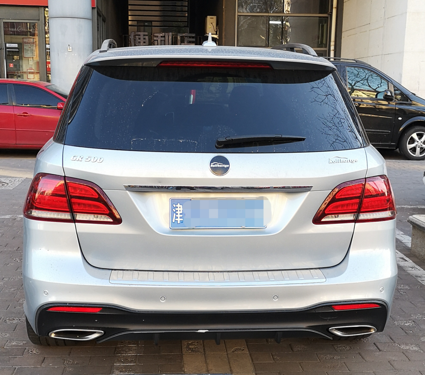 汽车# 【天津街头实拍奔驰gle改装车:罗夫哈特gr500】  罗夫哈特