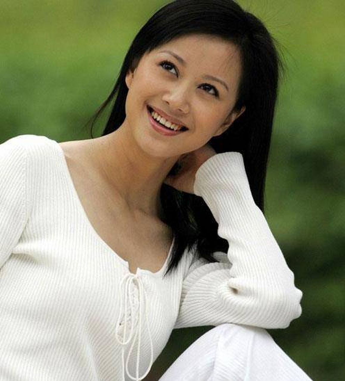 与经纪人分手后,开始与富商相恋 ,杨荣对于自己的女人倪虹洁这样的