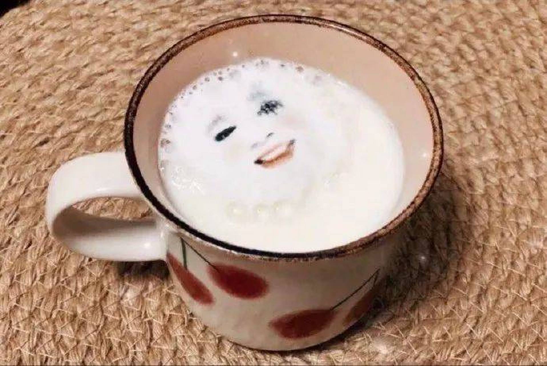 这个咖啡糖好像很有性格,我建议每个喜欢喝咖啡的人都准备一盒[滑稽]