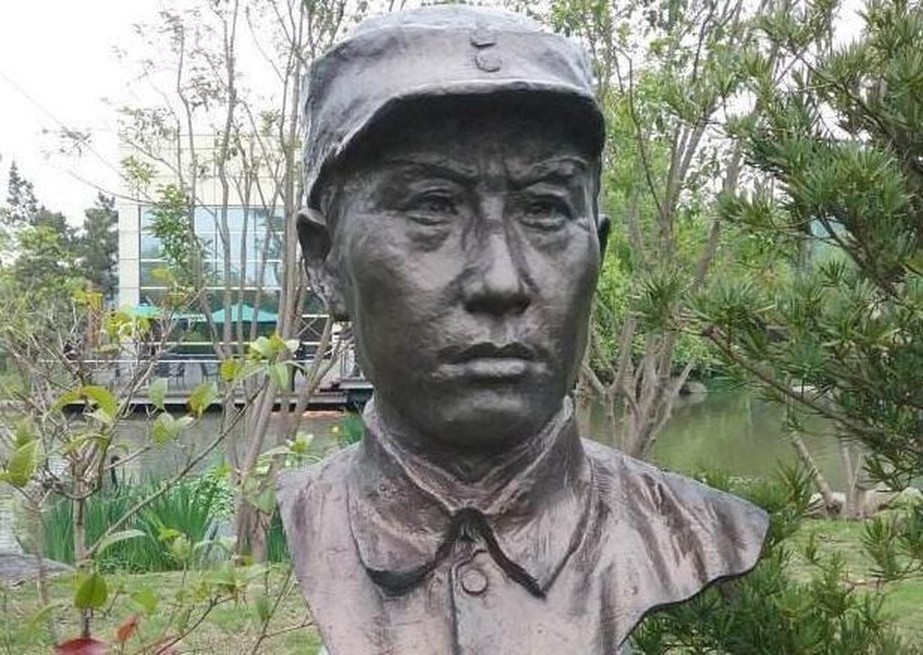 红28军手枪团,这支部队在建国以后出了许多开国将校.