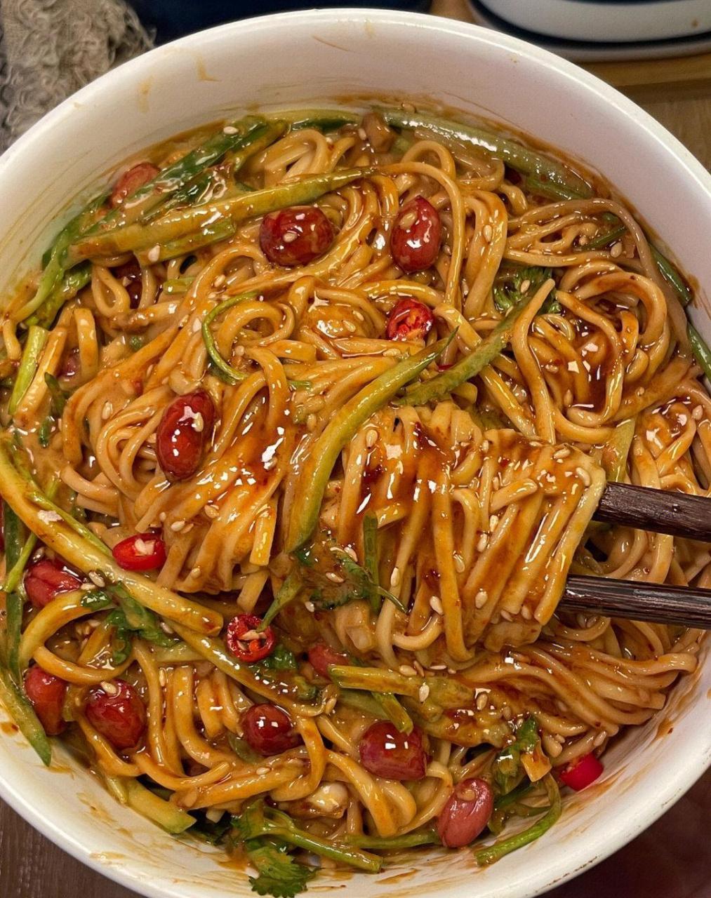 我妈做的麻酱拌面是真的好吃7515香迷糊了