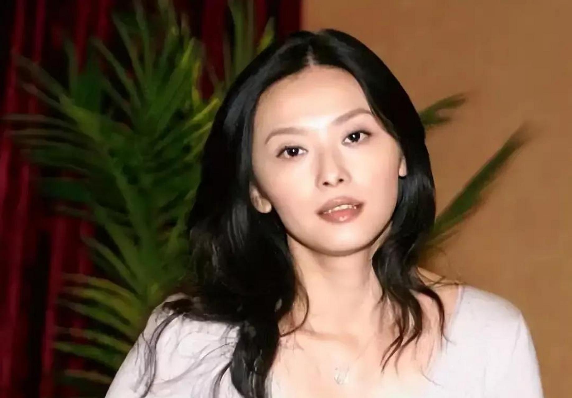 gif创作人# 一代mv女神45岁萧淑慎癌症复发并转移到肝脏,小十几岁