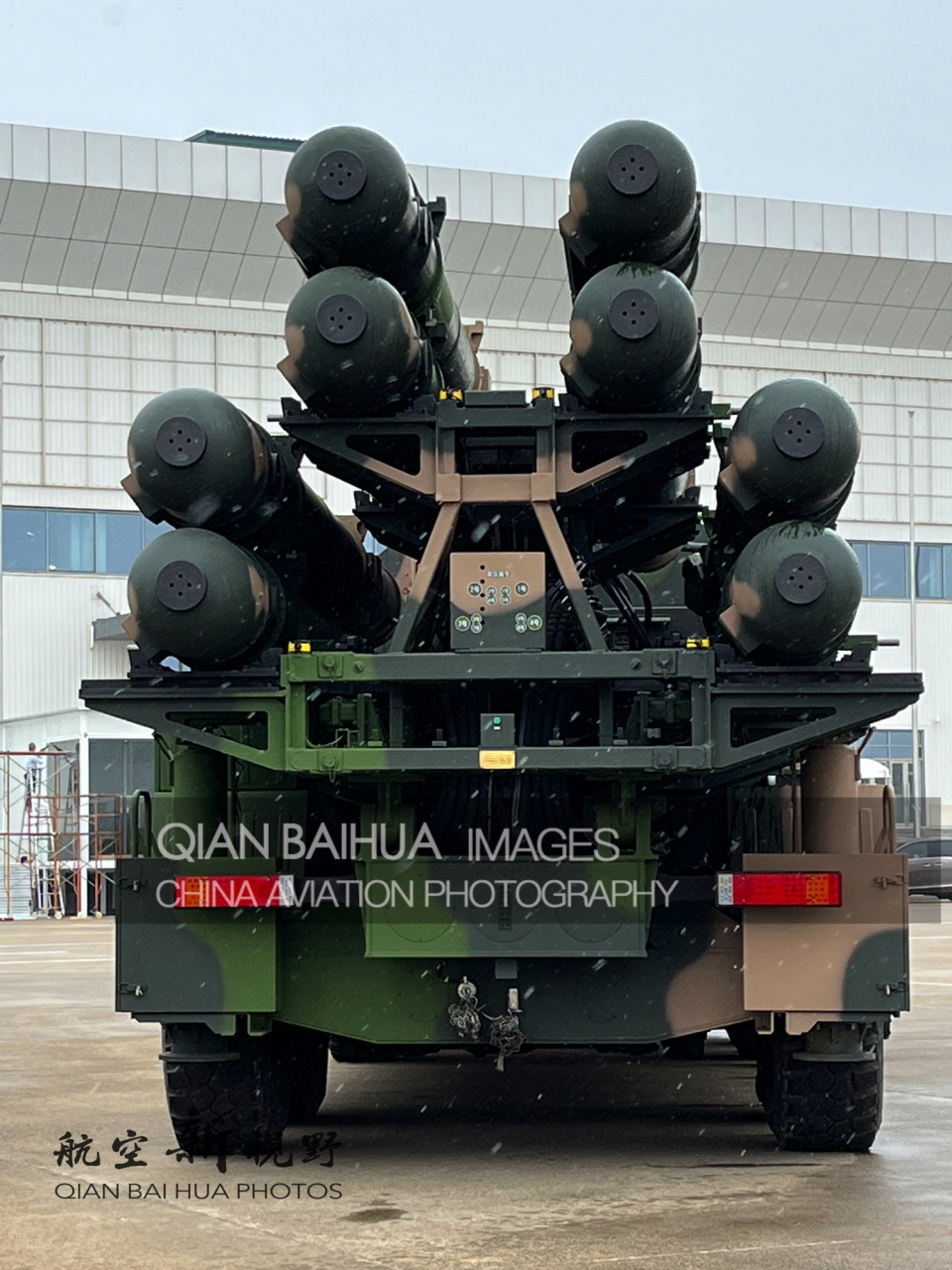 我国军工红旗-9防空导弹系统,图片可以看到红旗-9防空导弹系统两种