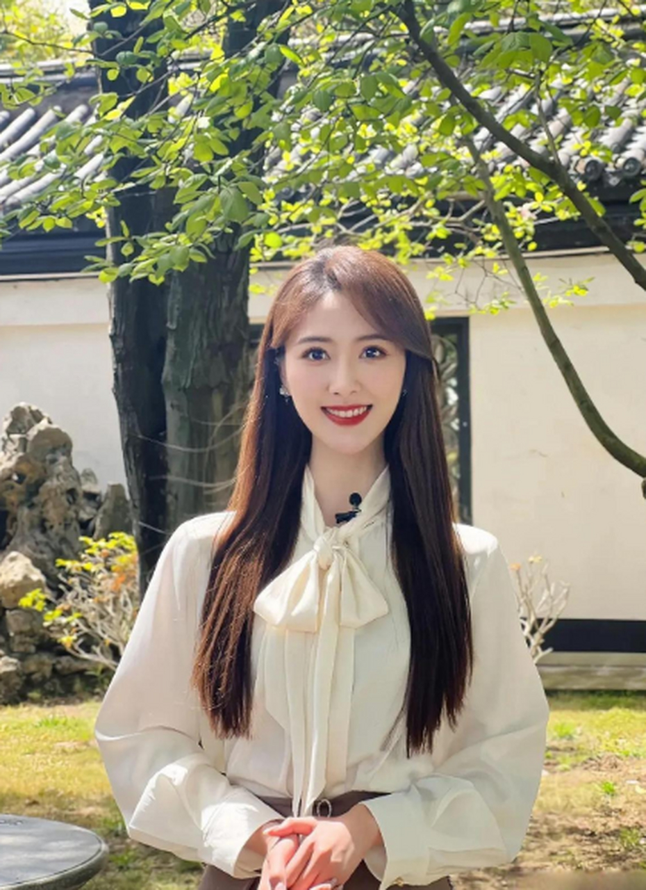 "李丹儿一天到底吃了多少碳水".记录出差小时光 一定要用镜头定格喽