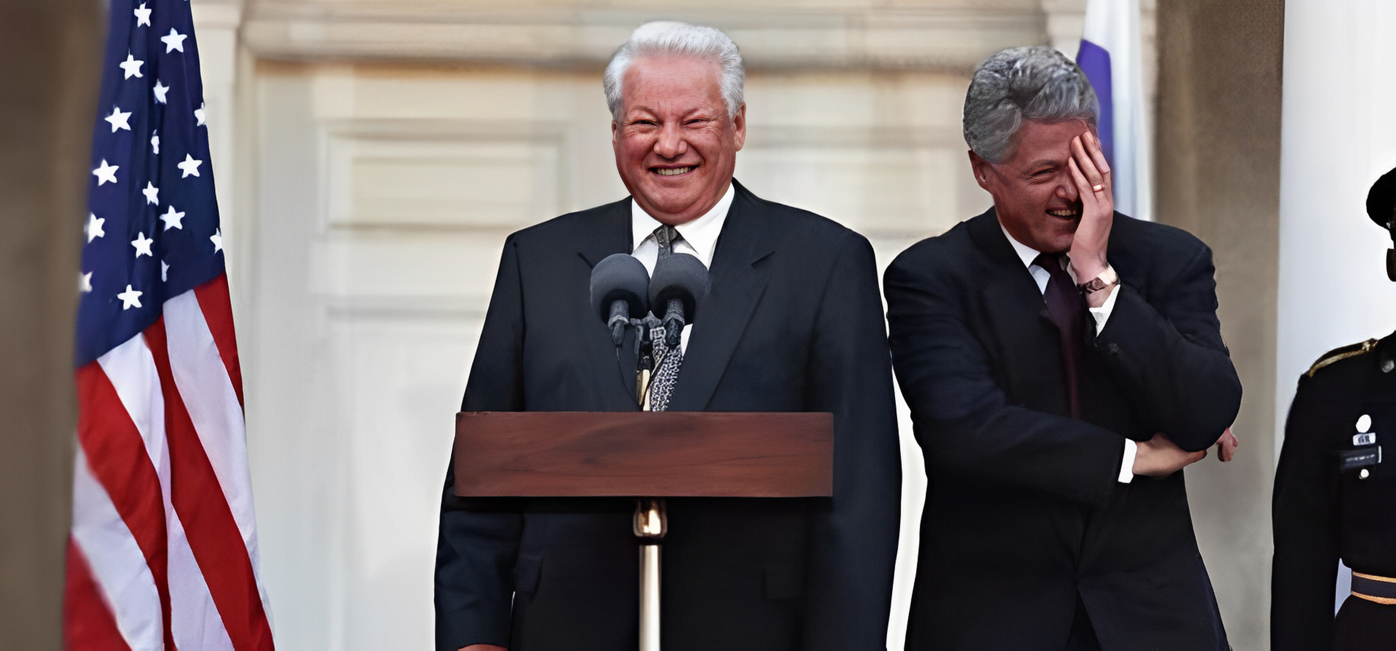 1992年,俄罗斯总统·叶利钦访问美国时,与美国总统·克林顿合影.