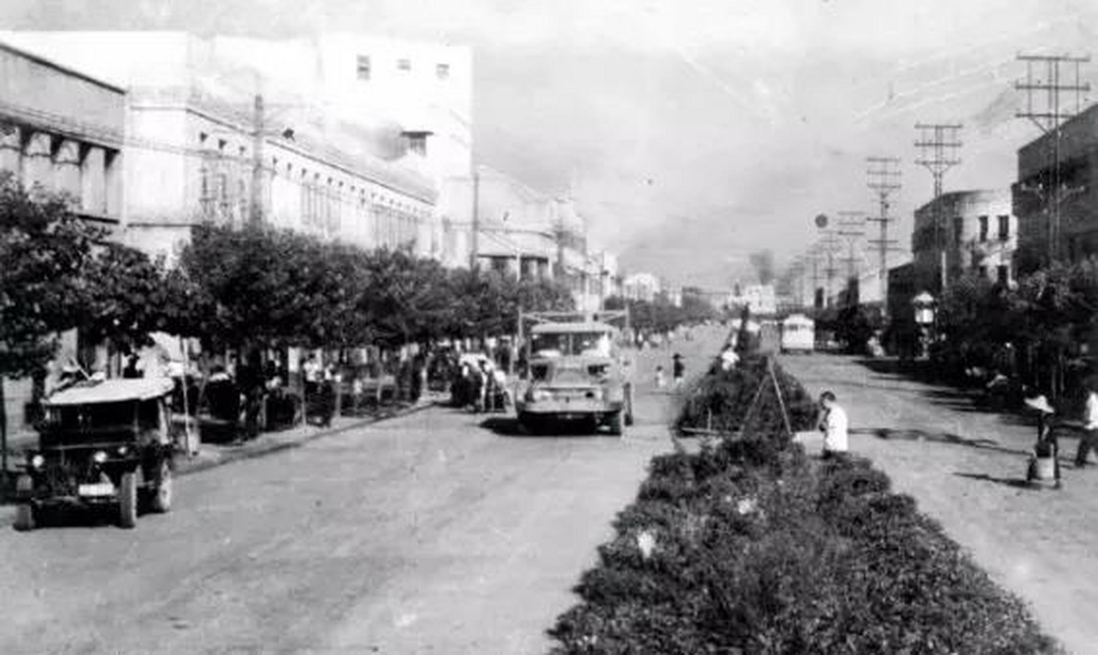 湖北黄石老照片:这张照片拍摄于上世纪八十年代的黄石一处街景.