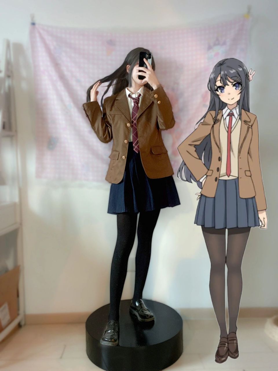 黑丝女神活着就是为了樱岛麻衣家里正好有假发和差不多的衣服coser最