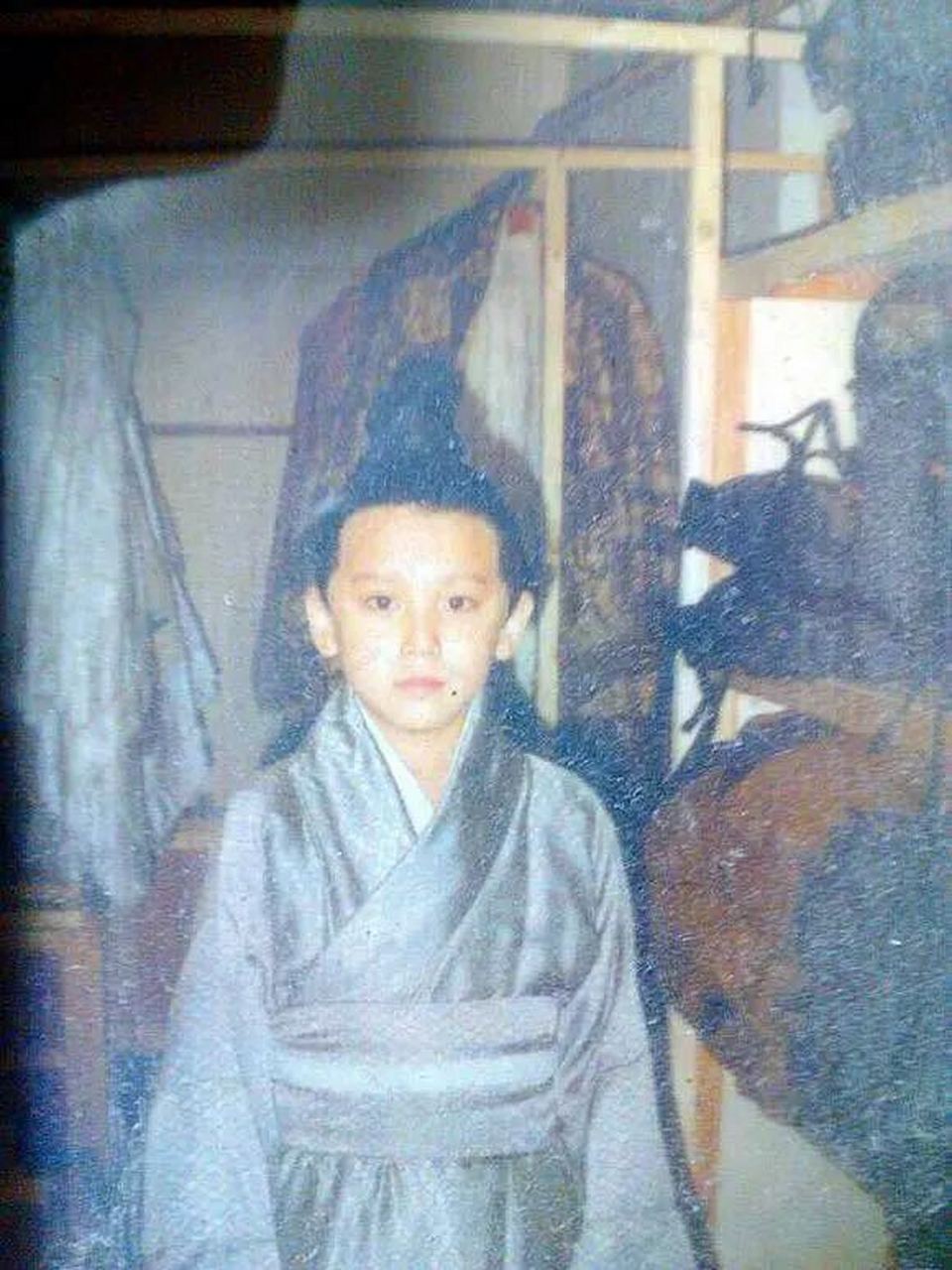 1996年古装电视剧《汉武帝》中,翁斐然饰演太子刘据.