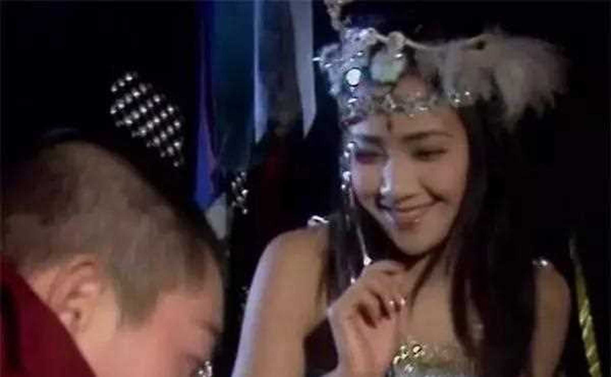 1987年《西游记》拍四探无底洞,"玉鼠精"身着薄纱裙勾引"唐僧",杨洁