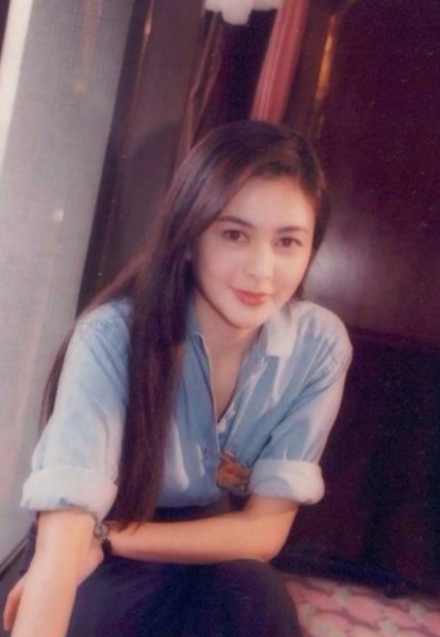 当年,向华强花1.