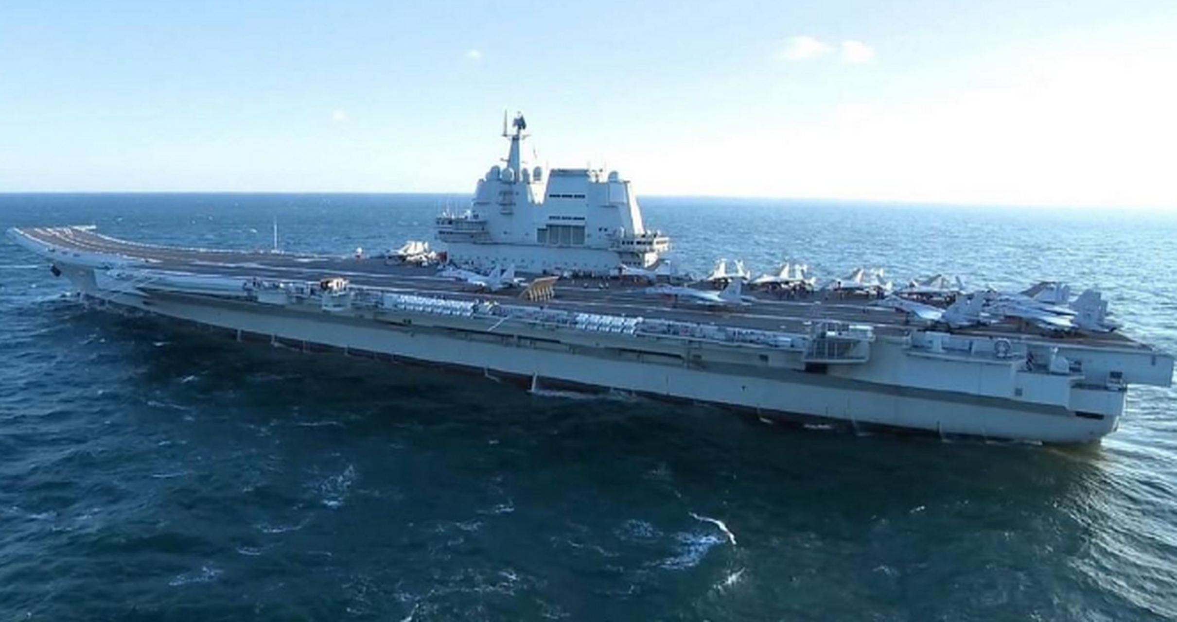 重磅:辽宁舰结束大修赴西太实战演练!中国双航母已全部前出大洋.