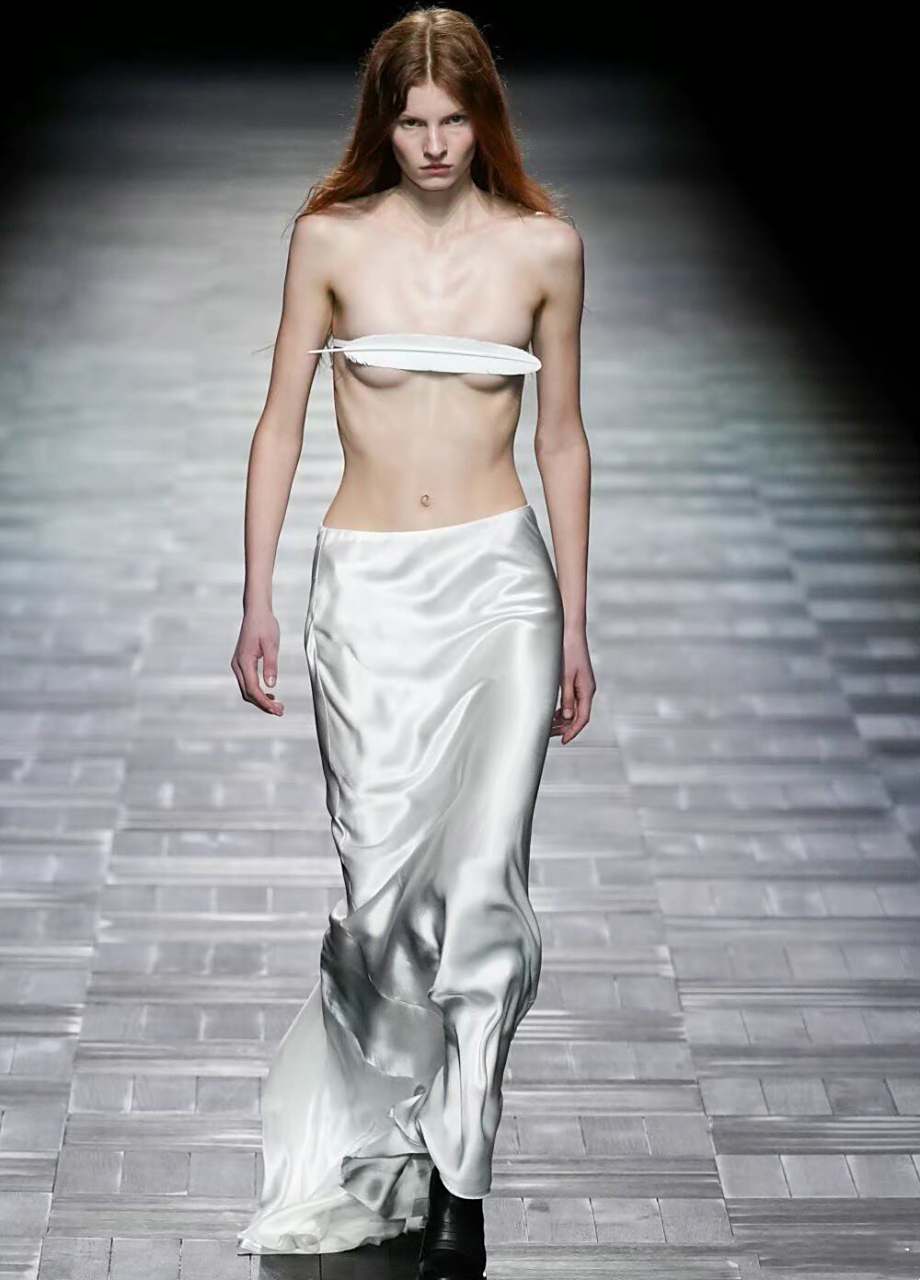 hunter schafer 好敢穿,模特穿的也好好看