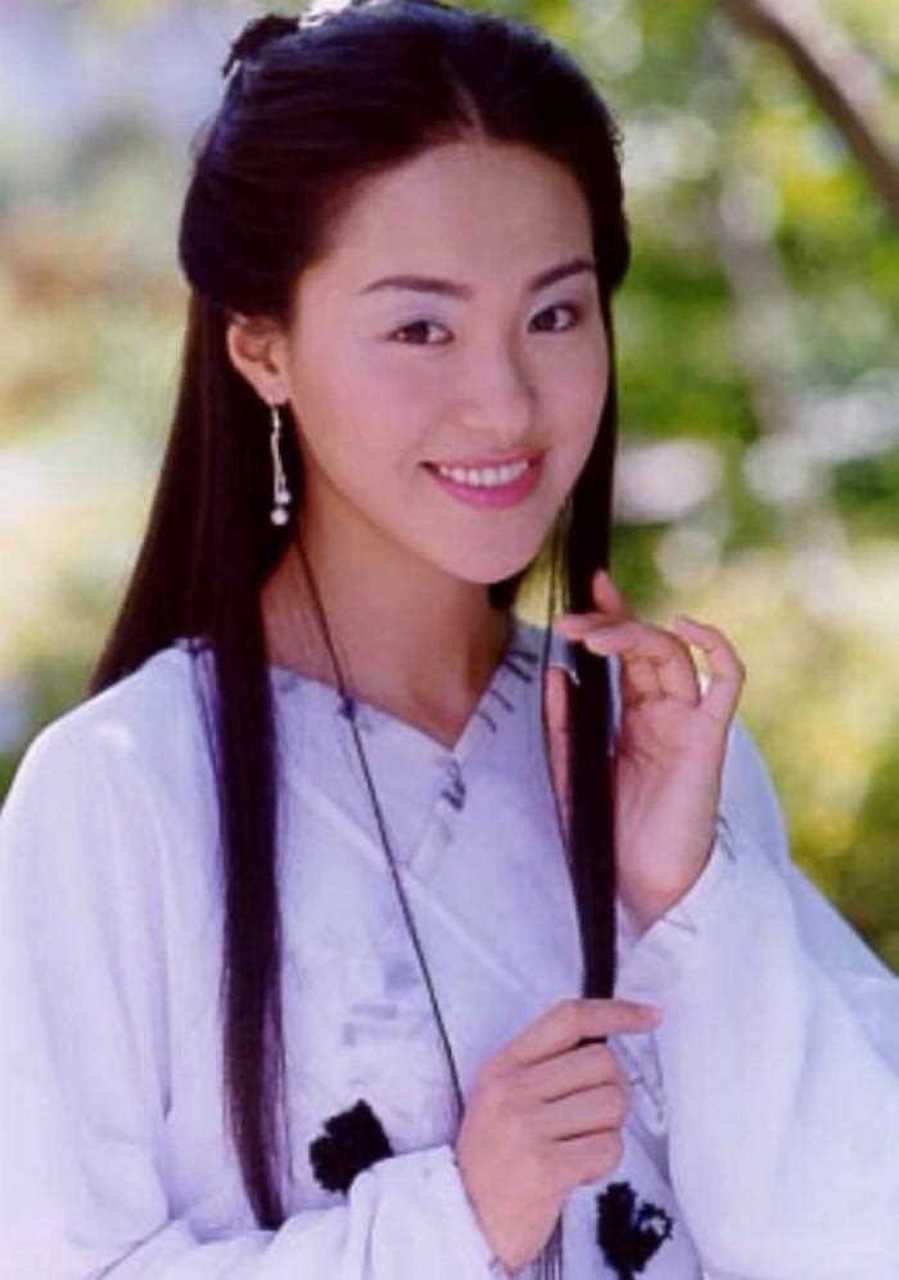 大家还记得《天地传说之宝莲灯》中沈傲君饰演的踏雪吗?